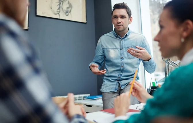 Aprende cómo convertirte en un experto y monetizar tu pasión